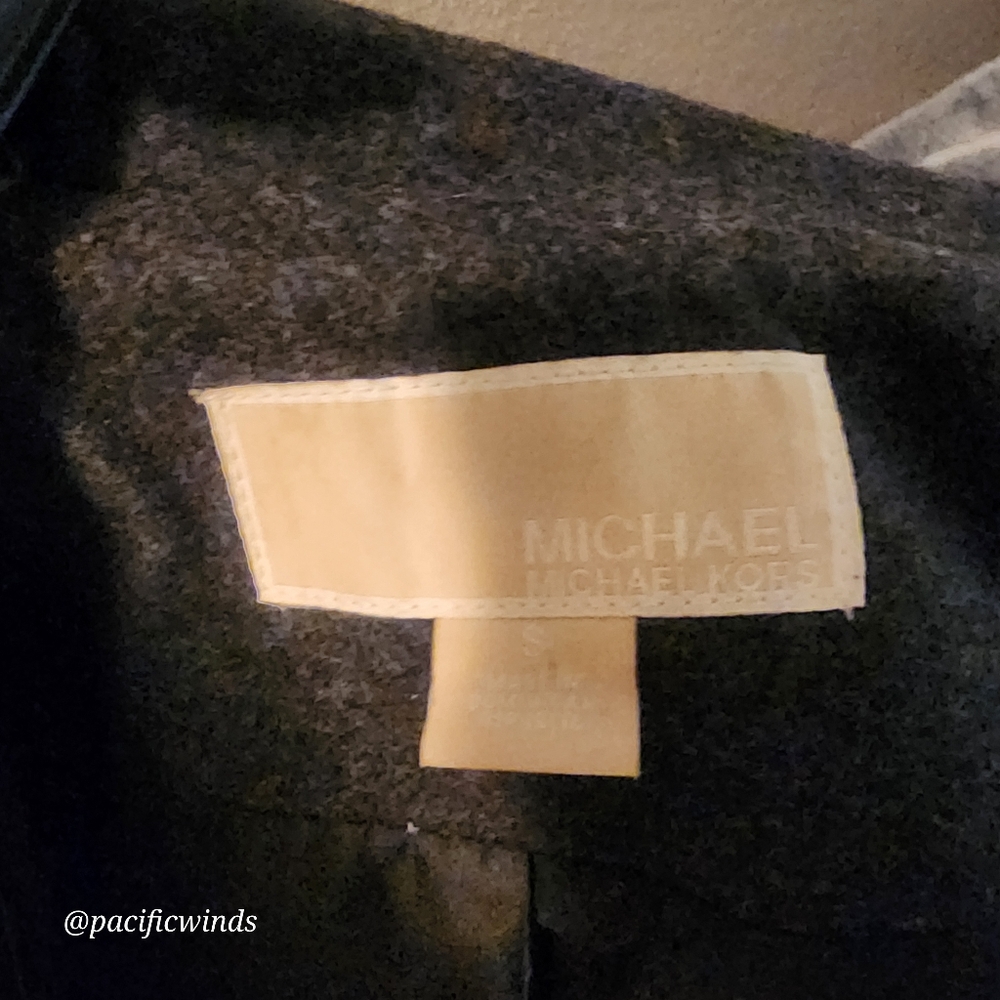 MICHAEL KORS NAVY BLUE WOOL PEA COAT LIKE NEW! SMALL - Picture 9 of 15